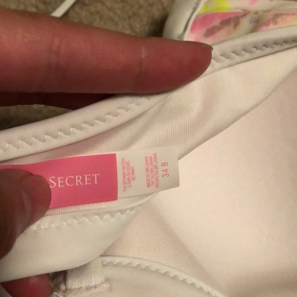 VS Bikini Set - Picture 3 of 3